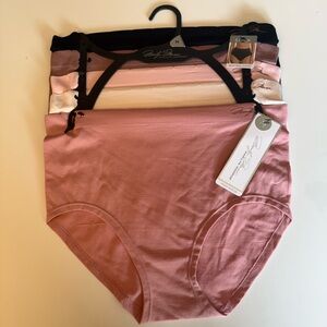 Marilyn Monroe Seamless Briefs SZ M New!